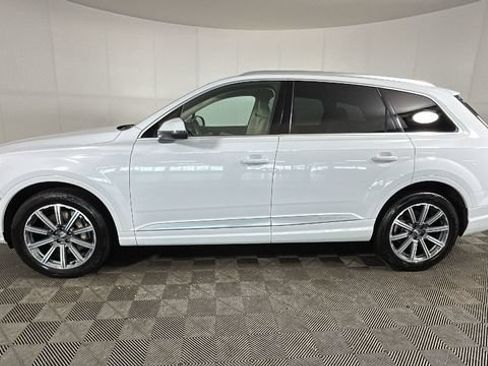 Used 2019 Audi Q7 3.0T Prestige w/ Prestige Package AWD/4WD image 5