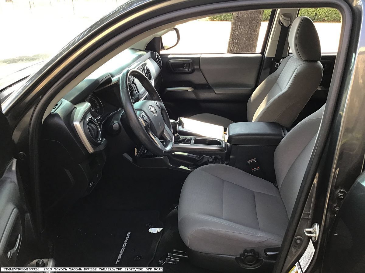 Used 2019 Toyota Tacoma SR5 RWD image 8