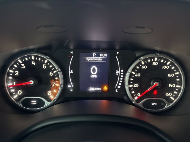 Used 2017 Jeep Renegade Latitude w/ Popular Equipment Group AWD/4WD image 13