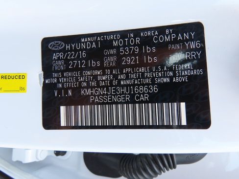 Used 2017 Genesis G80 3.8 w/ Option Group 03 image 33