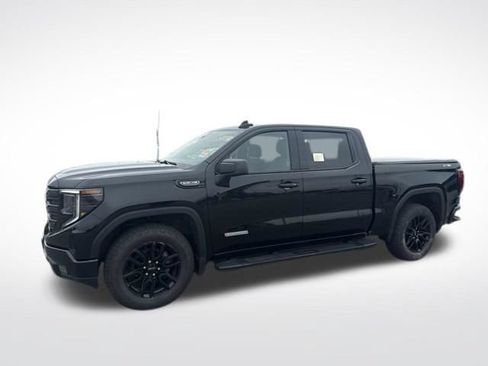 Used 2024 GMC Sierra 1500 Elevation w/ LPO, Elevation Black Package AWD/4WD image 2
