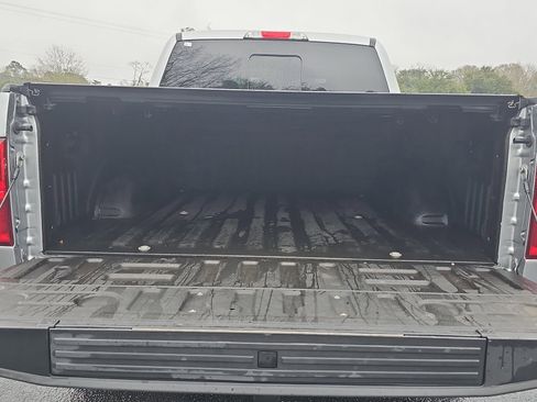 Used 2020 Ford F150 Lariat w/ Equipment Group 502A Luxury image 11