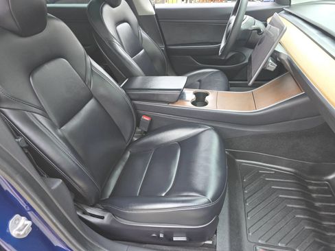 Used 2020 Tesla Model 3 Standard Range Plus RWD image 27