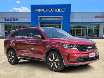 Used 2023 Kia Sorento S w/ Panoramic Sunroof Package