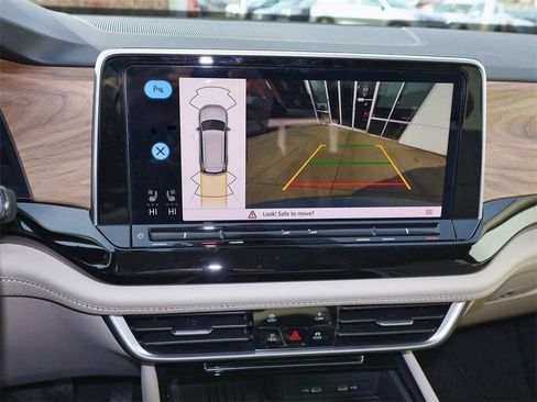 New 2026 Volkswagen Atlas SE image 21