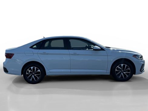 Certified 2025 Volkswagen Jetta S FWD image 6