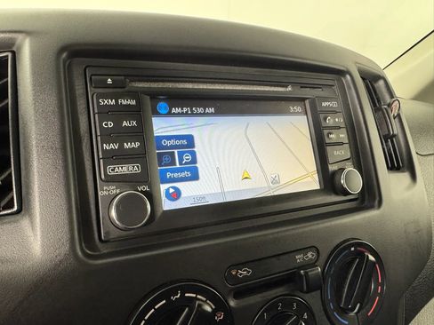 Used 2018 Nissan NV200 SV w/ Navigation Package FWD image 17