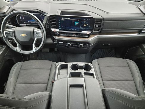 Used 2025 Chevrolet Silverado 1500 LT RWD image 19