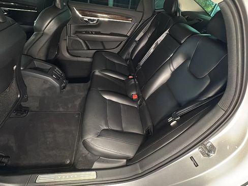 Used 2019 Volvo S90 T5 Momentum FWD image 47