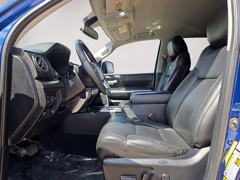 Used 2014 Toyota Tundra SR5 w/ SR5 Upgrade Package RWD image 20