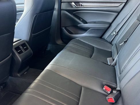 Used 2019 Honda Accord EX-L image 16