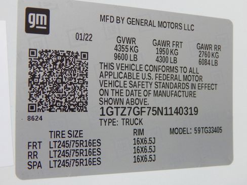 Used 2022 GMC Savana 3500 w/ Driver Convenience Package image 29