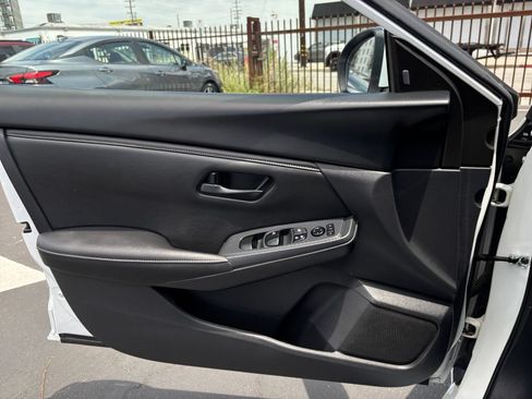 Used 2025 Nissan Sentra S FWD image 18