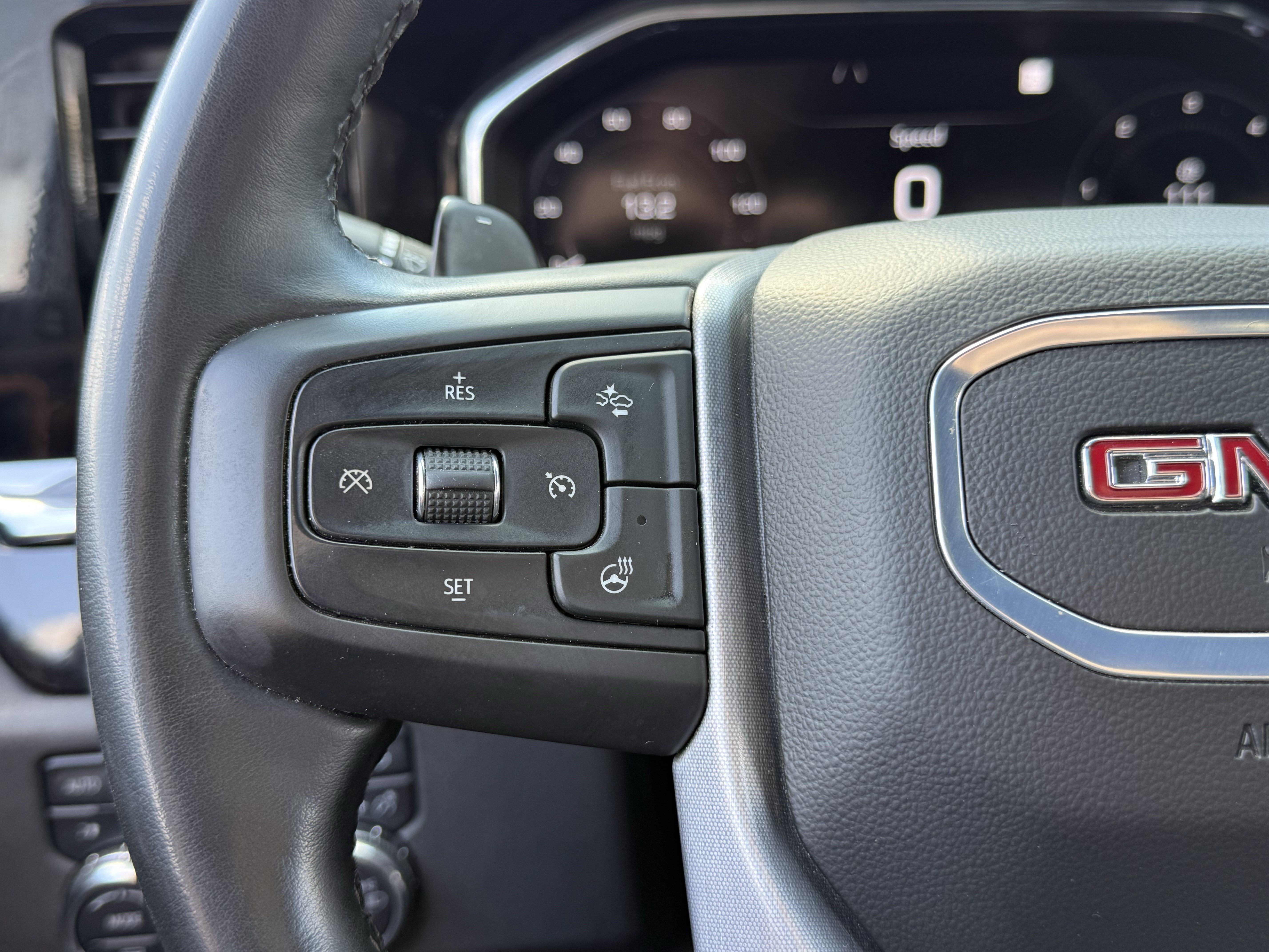 Used 2025 GMC Sierra 1500 Elevation w/ Elevation Premium Package AWD/4WD image 17