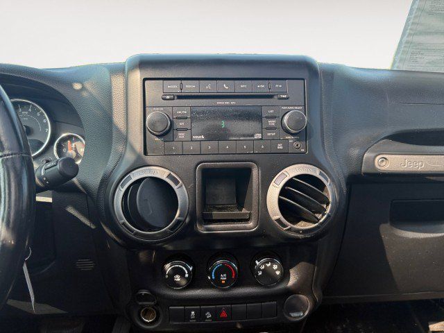 Used 2013 Jeep Wrangler Unlimited Sport w/ Connectivity Group AWD/4WD image 11