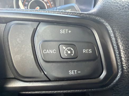 Used 2024 Jeep Gladiator Sport AWD/4WD image 21