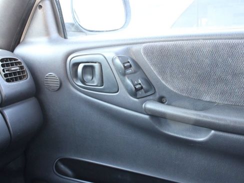 Used 2000 Dodge Dakota 4x4 Club Cab image 15