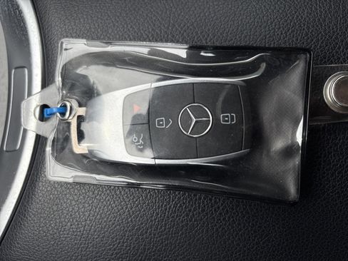 Used 2020 Mercedes-Benz C 300 4MATIC Sedan image 36