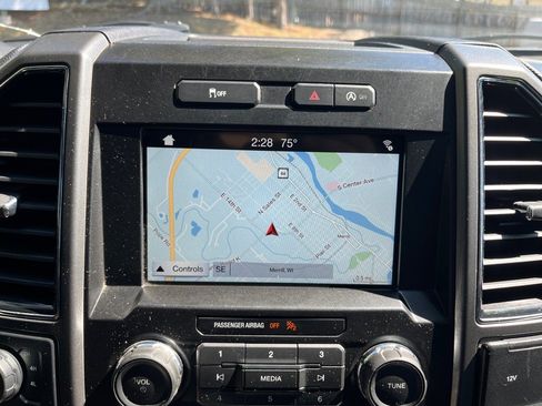 Used 2018 Ford F150 XLT w/ Equipment Group 302A Luxury image 25