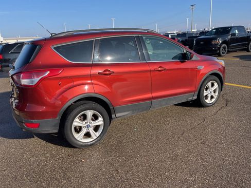 Used 2015 Ford Escape SE w/ Equipment Group 201A image 12