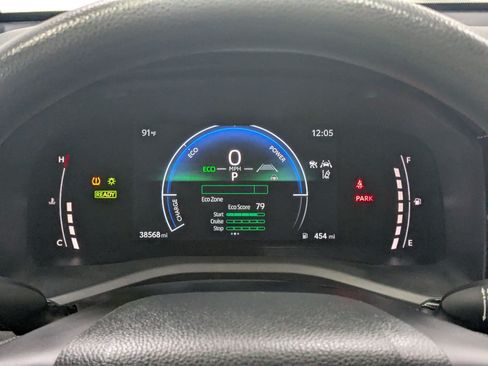 Used 2025 Toyota Camry LE FWD image 16