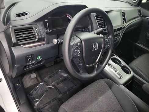 Certified 2023 Honda Ridgeline Sport image 18