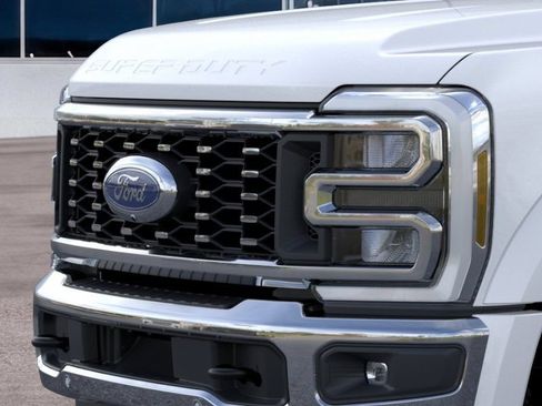 New 2026 Ford F450 Lariat w/ Lariat Ultimate Package AWD/4WD image 17