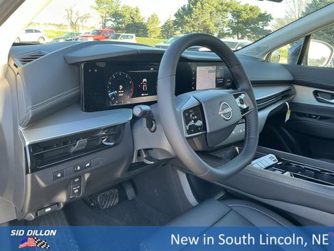 New 2025 Nissan Murano SL image 6