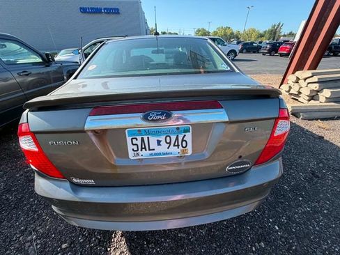 Used 2010 Ford Fusion SEL FWD image 4