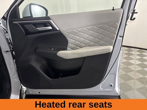 Used 2023 Mitsubishi Outlander SEL image 31