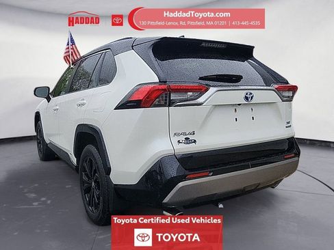 Certified 2022 Toyota RAV4 XSE w/ XSE Grade Weather Package AWD/4WD image 3