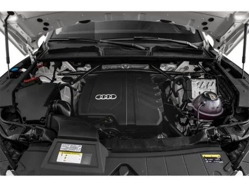 Used 2021 Audi Q5 2.0T Premium Plus w/ Premium Plus Package AWD/4WD image 12