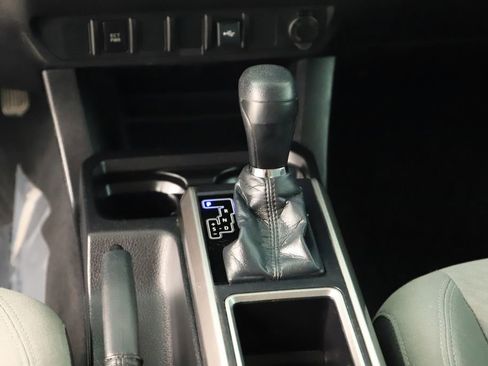 Used 2021 Toyota Tacoma SR5 RWD image 20