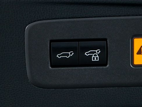 Used 2025 Lexus GX 550 w/ Accessory Package (Z1) AWD/4WD image 35