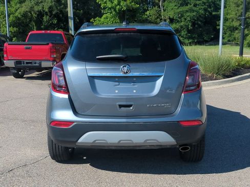 Used 2020 Buick Encore Preferred w/ Safety Package image 7