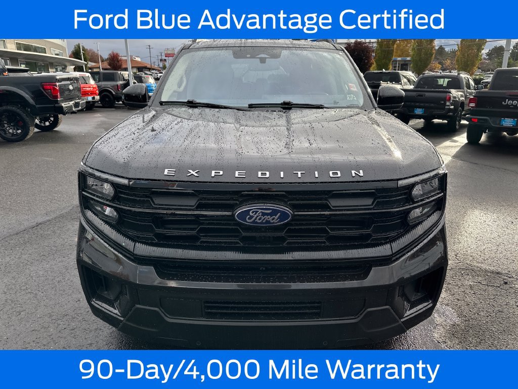Certified 2025 Ford Expedition Active AWD/4WD image 11