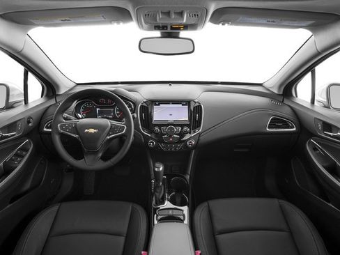Used 2017 Chevrolet Cruze Premier image 11
