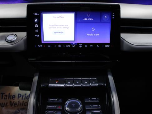 Used 2024 Lincoln Nautilus Reserve image 22