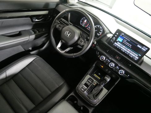 Used 2025 Honda CR-V EX-L image 9
