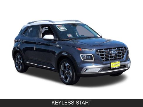 Used 2024 Hyundai Venue Limited image 2