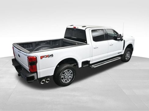 Used 2023 Ford F250 Lariat w/ FX4 Off-Road Package AWD/4WD image 39