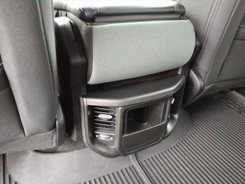 Used 2022 RAM 1500 Big Horn image 33