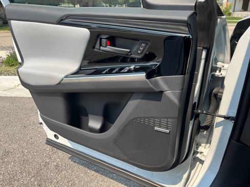 Certified 2023 Subaru Solterra AWD image 13