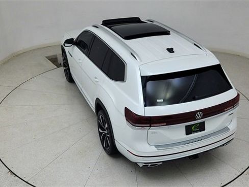 Used 2024 Volkswagen Atlas SEL Premium R-Line image 86