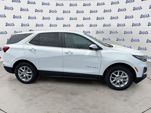 Used 2024 Chevrolet Equinox LT AWD/4WD image 8