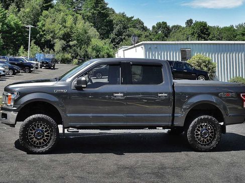 Used 2018 Ford F150 XLT w/ Equipment Group 302A Luxury AWD/4WD image 4