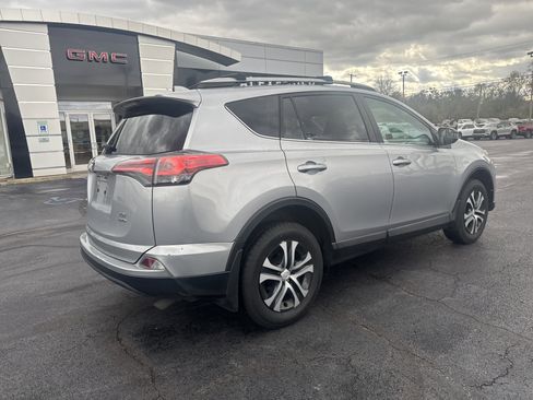 Used 2017 Toyota RAV4 LE image 3