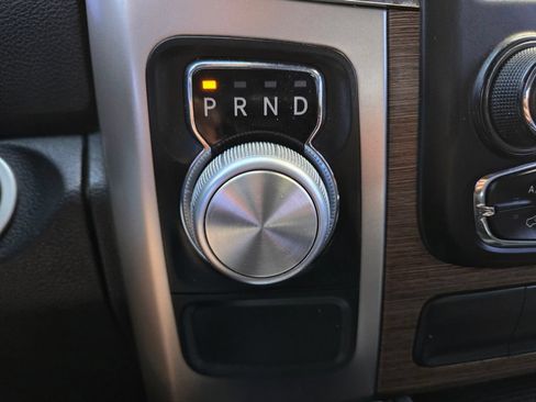 Used 2018 RAM 1500 Laramie RWD image 30