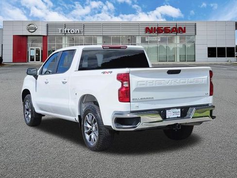 Used 2024 Chevrolet Silverado 1500 LT AWD/4WD image 6