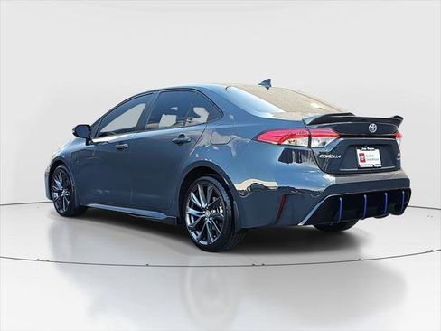 Certified 2025 Toyota Corolla SE w/ SE Premium Package FWD image 7